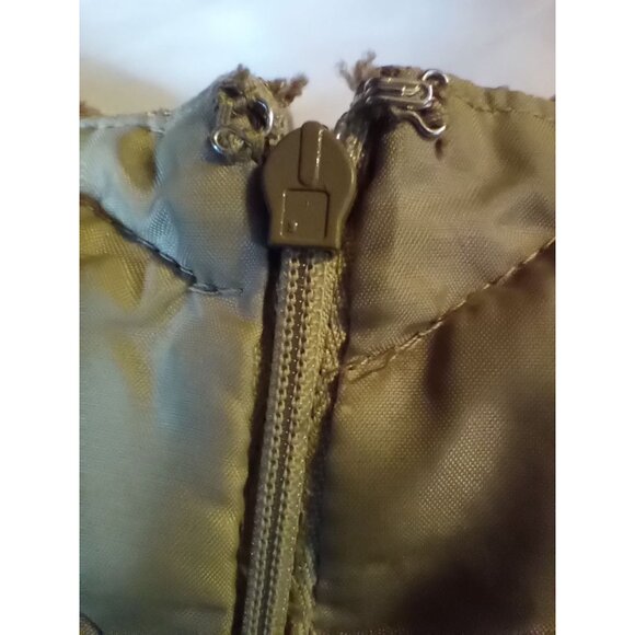 London Times Size 10 Woman Cocktail Dress Knee Length Gold Ruffled Neck - Picture 4 of 15